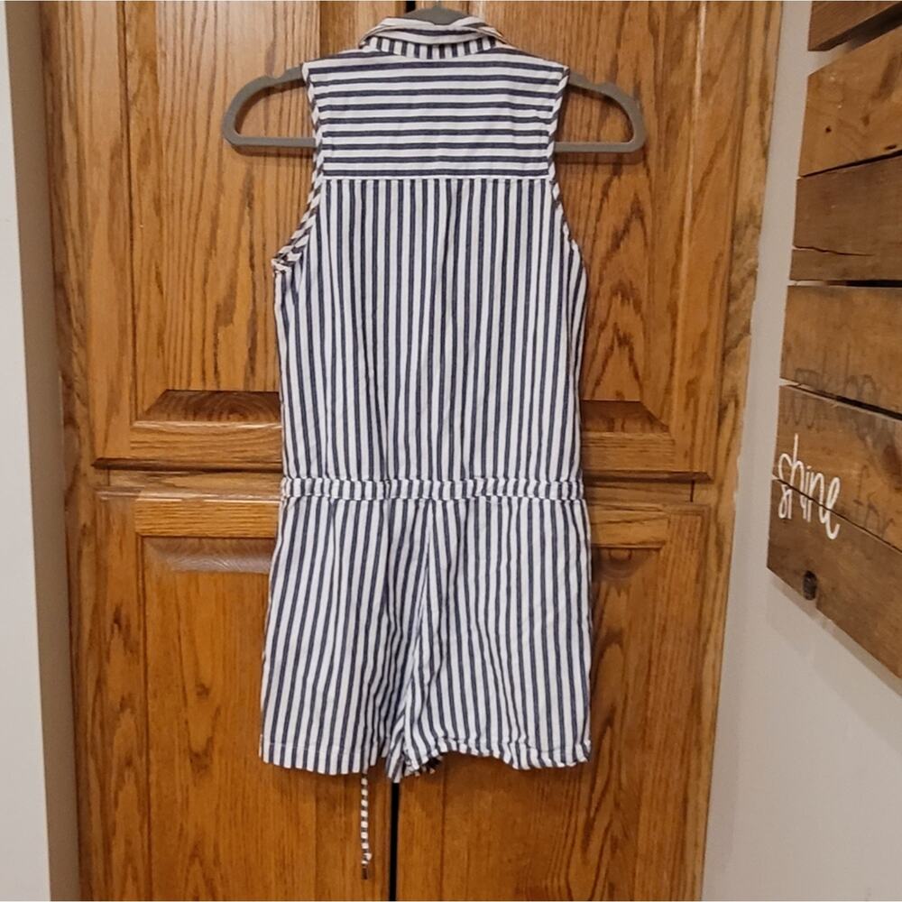 Dex Striped Cotton Shorts Romper with Collar - Picture 5 of 7